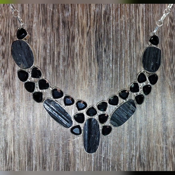 Huge Black Tourmaline & Black Onyx Statement Necklace - Picture 5 of 6